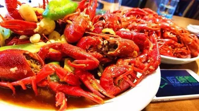 社会扶贫“碎片化”如何治理‘太阳集团tyc’(图2) 太阳成官网