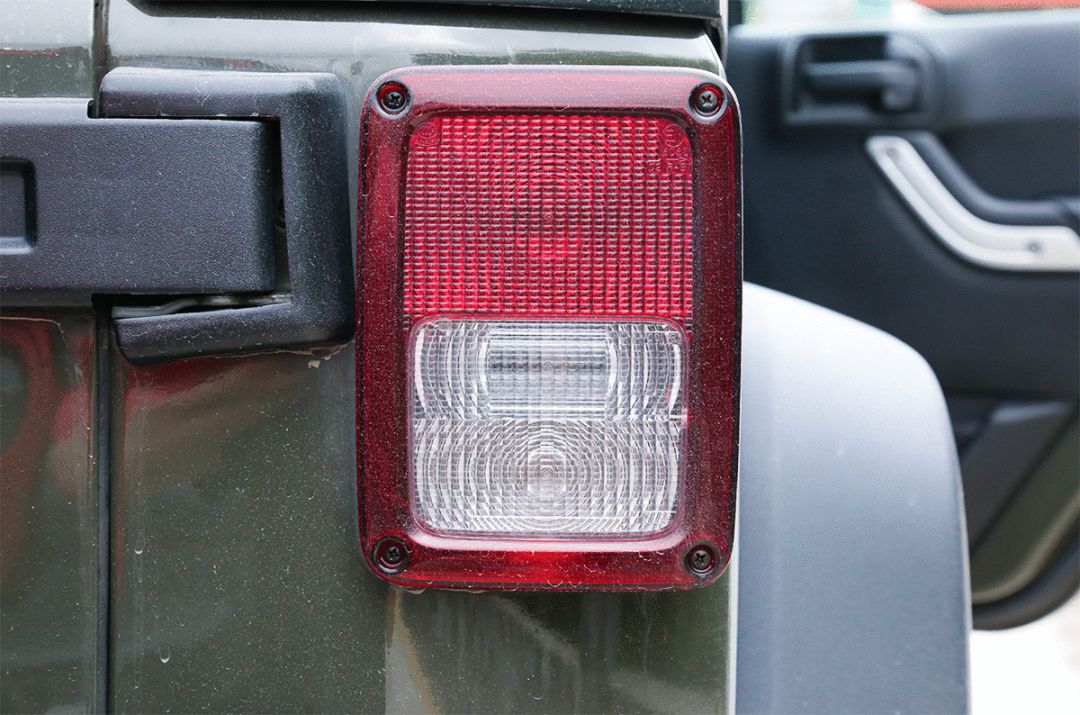 刘芮麟直播大秀歌喉 逗贫北京小爷圈粉无数【太阳成官网】(图3) 太阳集团tyc